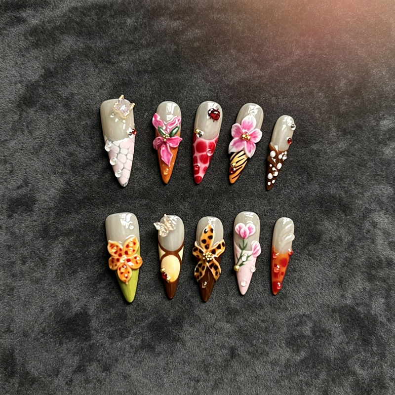 100% Handmade Stiletto Press On Nails, 3D Carved Floral & Animal Print False Nails, Butterfly Ladybug Rhinestone Luxury Reusable Fake Nails